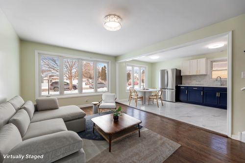 7745 Nashville Ave, Burbank, IL, 60459-1140 | Card Image