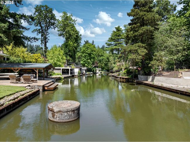 17810 Sarah Hill Ln, House other with 4 bedrooms, 3 bathrooms and 2 parking in Lake Oswego OR | Image 39