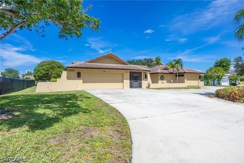 4651 West Blvd, NAPLES, FL, 34103-3056 | Card Image