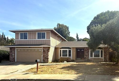 300 Diehl Way, Pittsburg, CA, 94565-6235 | Card Image