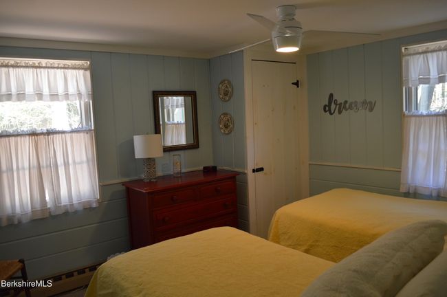 40 N Lake Way, House other with 2 bedrooms, 1 bathrooms and 3 parking in Becket MA | Image 26