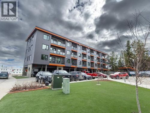 420 Range Rd, Whitehorse, YT, Y1A3A2 | Card Image