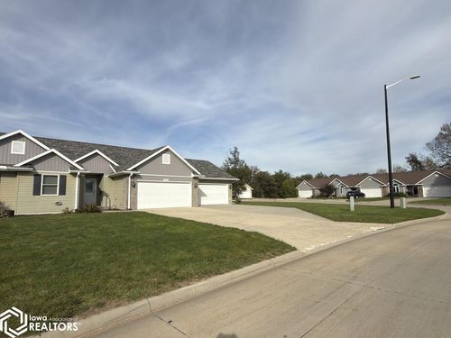 a-910 Bluegrass Drive, Corning, IA, 50841 | Card Image