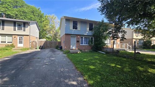 216 Brunswick Cres, London, ON, N6G3L2 | Card Image