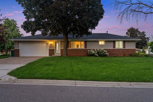 6540 Zealand Ave N, Brooklyn Park, MN, 55428-1938 | Card Image