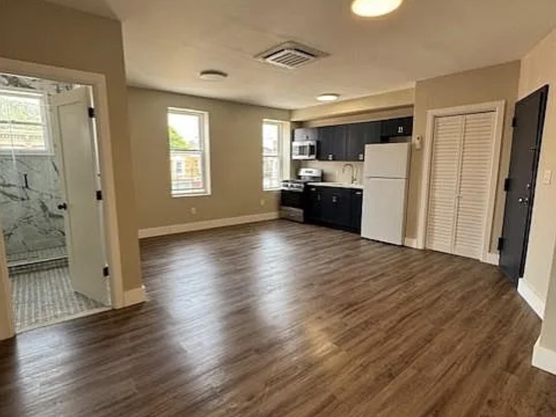 Residential Lease in JC, Journal Square 2