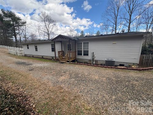6 Shady Creek Ln, Leicester, NC, 28748-5167 | Card Image