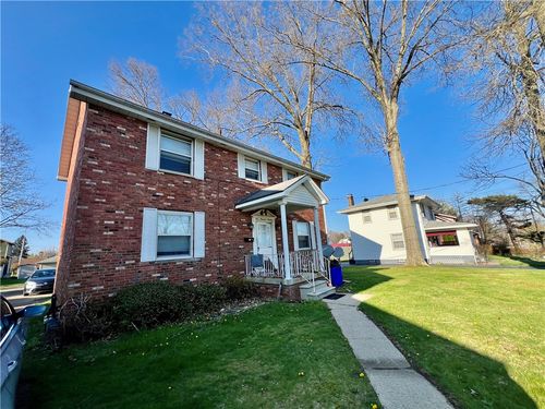 419 E Fairmont Ave, New Castle, PA, 16105-2604 | Card Image