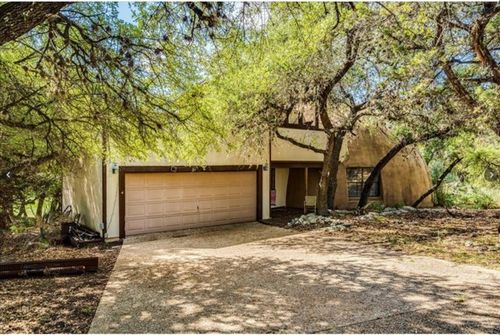 18501 Venture Dr, Lago Vista, TX, 78645-8650 | Card Image
