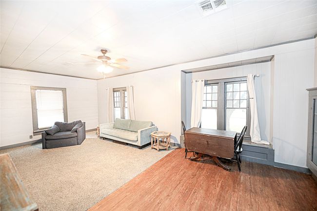 304 Rock Hill Rd, House other with 2 bedrooms, 1 bathrooms and null parking in Bowie TX | Image 15