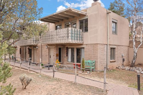 89-320 Artist Rd, Santa Fe, NM, 87501-2079 | Card Image