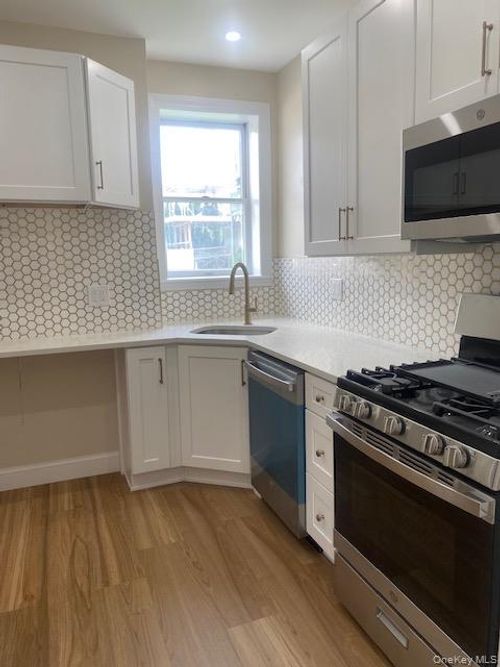 b-282 N Washington St, Sleepy Hollow, NY, 10591-2359 | Card Image