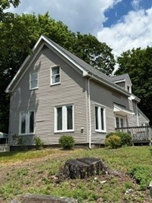 111 Hawthorne St, Weymouth, MA, 01288 | Card Image