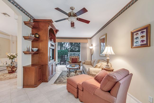 9684 Arbor View Dr N, House other with 2 bedrooms, 2 bathrooms and null parking in Boynton Beach FL | Image 11