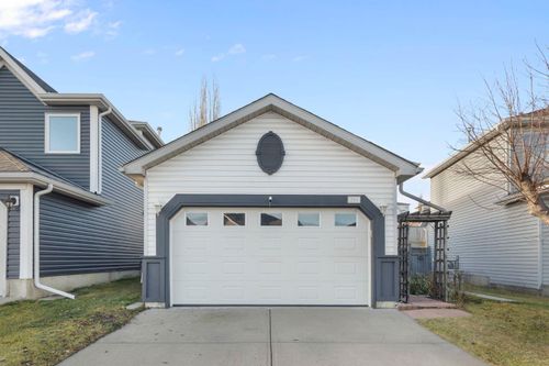 204 Hidden Spring Green Nw, Calgary, AB, T3A5N4 | Card Image