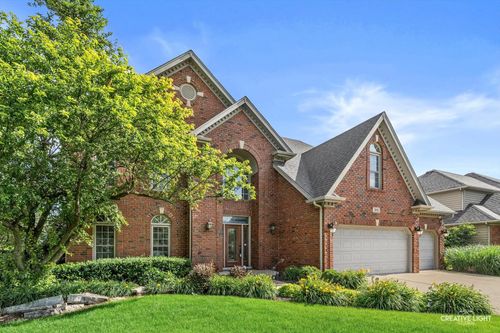 3811 Sunburst Ln, Naperville, IL, 60564-8252 | Card Image