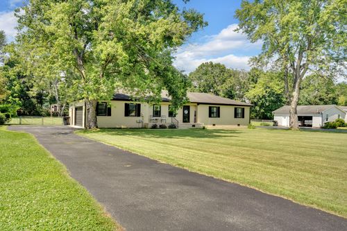 107 Lemont Ln, Tullahoma, TN, 37388-4623 | Card Image