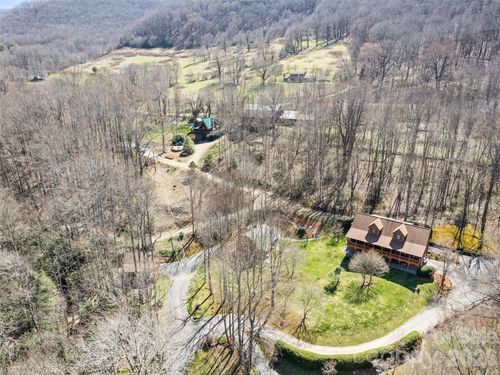 89 Stump Ln, Maggie Valley, NC, 28751 | Card Image