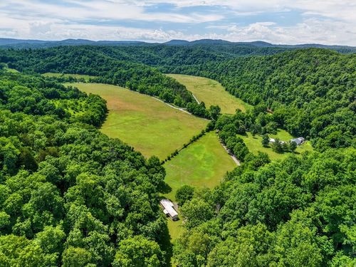 278 Aaron Pennington Ln, Celina, TN, 38551-5618 | Card Image