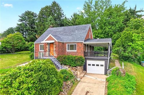 2086 River Hill Rd, Monongahela, PA, 15063-4137 | Card Image