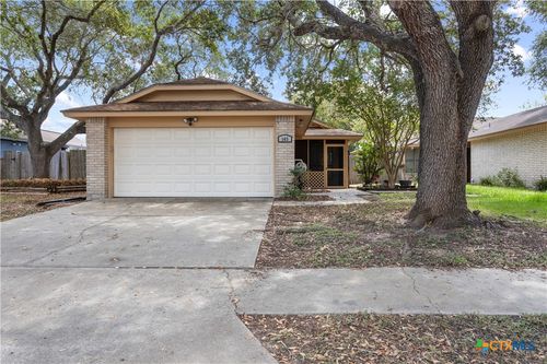 103 Windward Ct, Victoria, TX, 77901-3746 | Card Image
