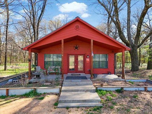 2576 Winnett Rd, Colbert, OK, 74733-3241 | Card Image