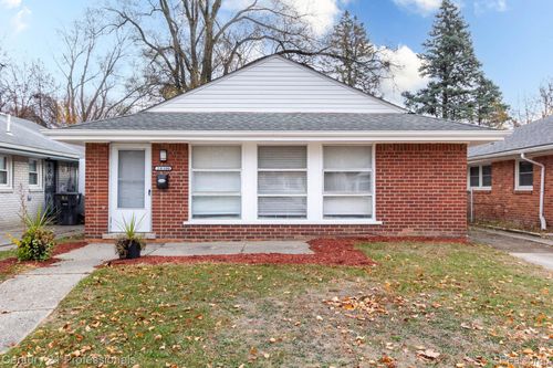 20300 Chapel St, Detroit, MI, 48219-1394 | Card Image