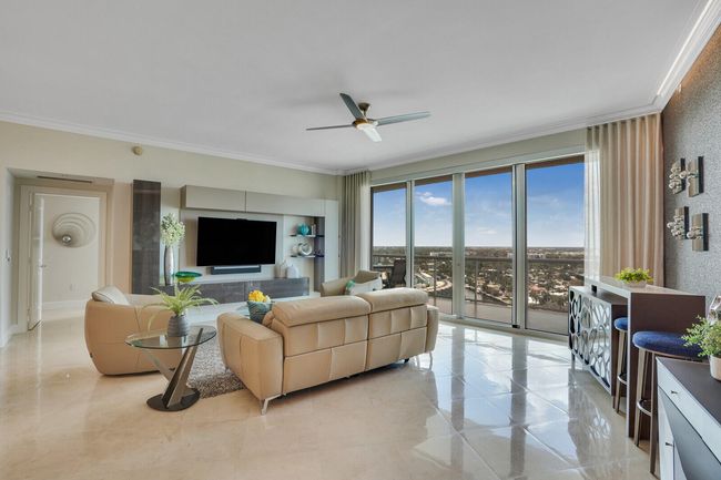 APT-1708 - 1 N Ocean Blvd, Condo with 2 bedrooms, 2 bathrooms and null parking in Pompano Beach FL | Image 4