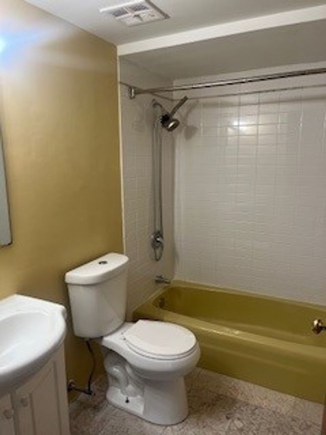 3C - 10936 Keating Ave, Condo with 2 bedrooms, 1 bathrooms and 1 parking in Oak Lawn IL | Image 7