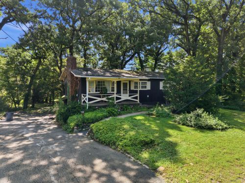 2835 Hart St, Dyer, IN, 46311 | Card Image