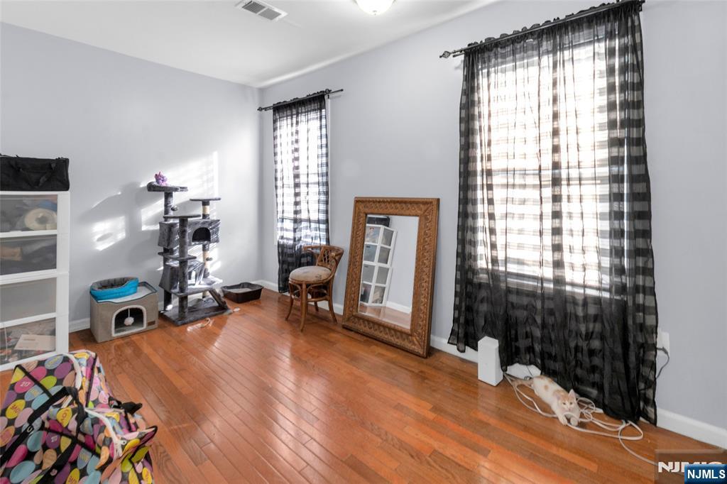 Residential Income in Newark 3
