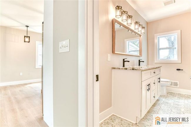 32 Campbell Ave, House other with 5 bedrooms, 3 bathrooms and null parking in Edison NJ | Image 7