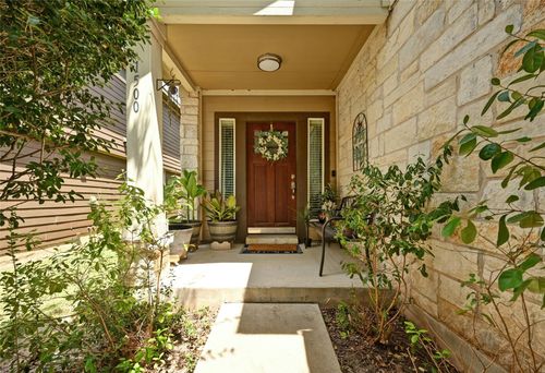 1500 Huckleberry Ln, Austin, TX, 78748-2220 | Card Image