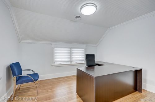 2520 Rochester Rd, Royal Oak, MI, 48073-3635 | Card Image