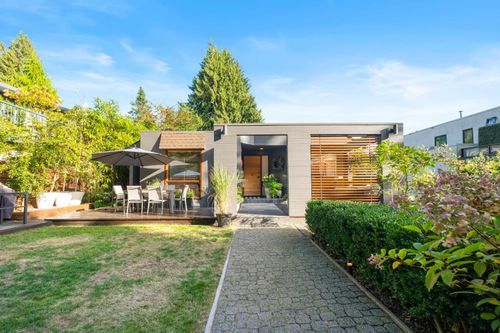 6412 Imperial Ave, West Vancouver, BC, V7W2J6 | Card Image
