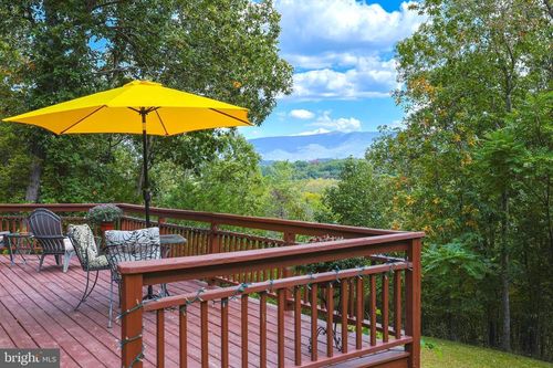 146 Grand View Dr, LURAY, VA, 22835-2689 | Card Image