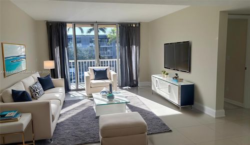 apt-309-1350 Se 3rd Ave, Dania Beach, FL, 33004-5532 | Card Image