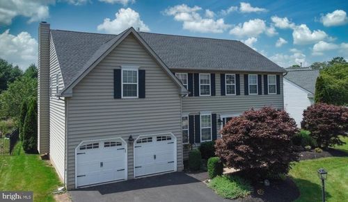 422 Longleaf Dr, Perkasie, PA, 18944-5413 | Card Image