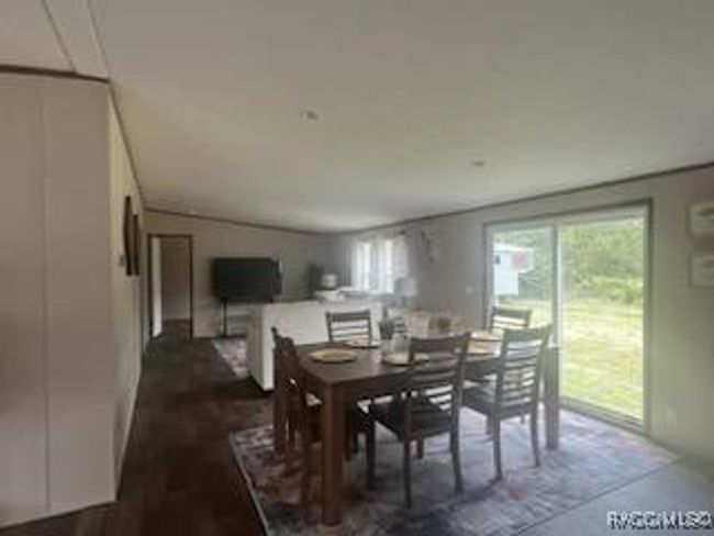 11211 Se 201 St St, House other with 4 bedrooms, 2 bathrooms and 1 parking in INGLIS FL | Image 5