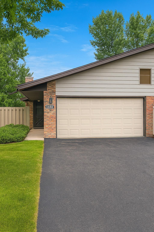 1164 Xene Ln N, Plymouth, MN, 55447-3116 | Card Image