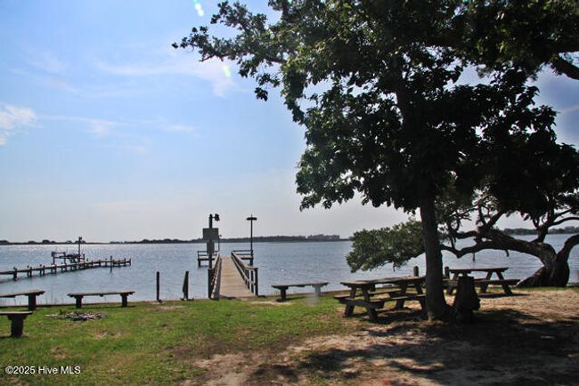 1752 Chadwick Shores Dr, House other with 3 bedrooms, 2 bathrooms and 2 parking in Sneads Ferry NC | Image 27