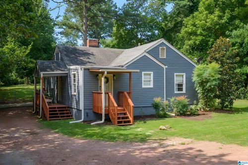 2112 Lester Ln, HOOVER, AL, 35226-1229 | Card Image
