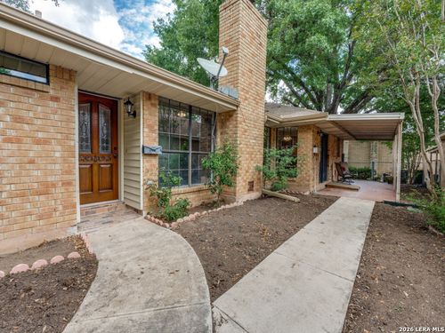 812 Robert Derrick Dr, Schertz, TX, 78154-1024 | Card Image