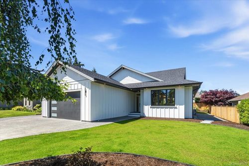 846 Woodside Cres, Qualicum Beach, BC, V9K2K8 | Card Image