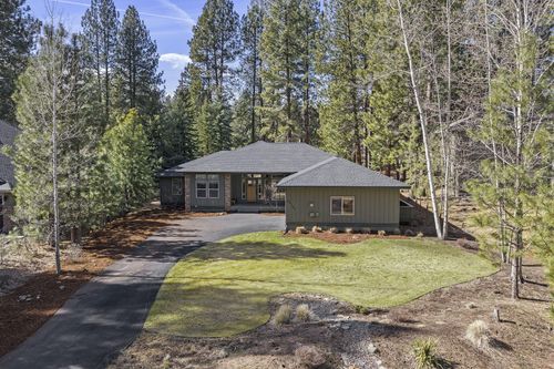 60757 Golf Village Loop, Bend, OR, 97702-9132 | Card Image
