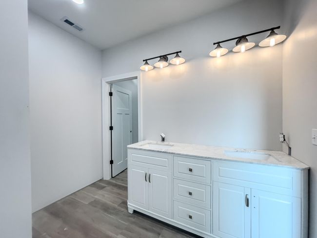 Primary Bath | Image 9