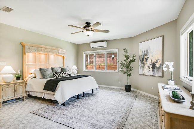 2305 Manana St, House other with 4 bedrooms, 4 bathrooms and 6 parking in Austin TX | Image 15