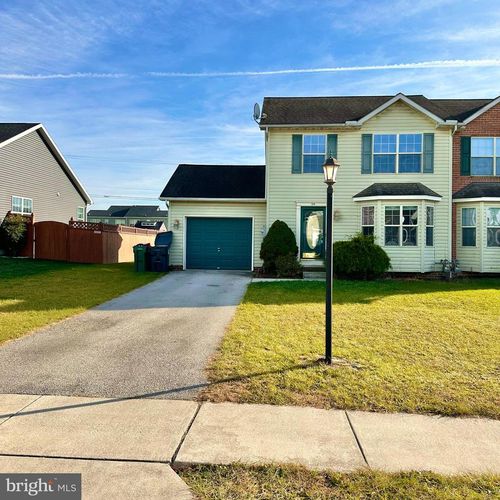 200 Skyview Cir, HANOVER, PA, 17331-7550 | Card Image