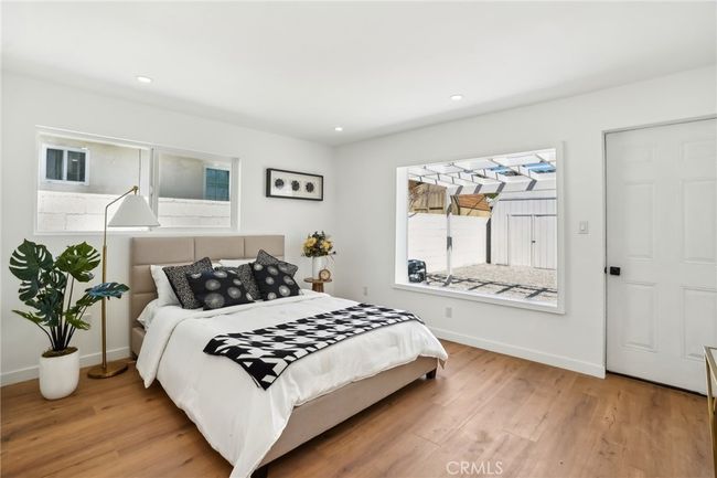 10159 Colwell Dr, House other with 5 bedrooms, 3 bathrooms and null parking in Sun Valley CA | Image 20