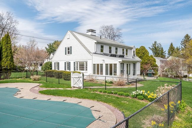 431 Clapboardtree St, House other with 4 bedrooms, 3 bathrooms and 6 parking in Westwood MA | Image 36